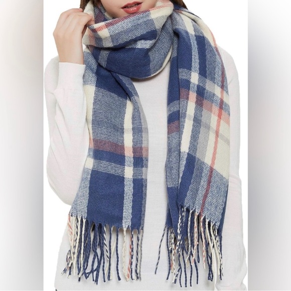 Women long shawl - L 79”x23” (approx.) - Picture 5 of 5